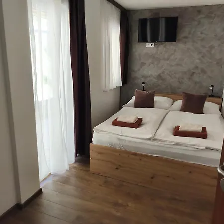 U Krbu 3* Mikulov v Krusnych Horach